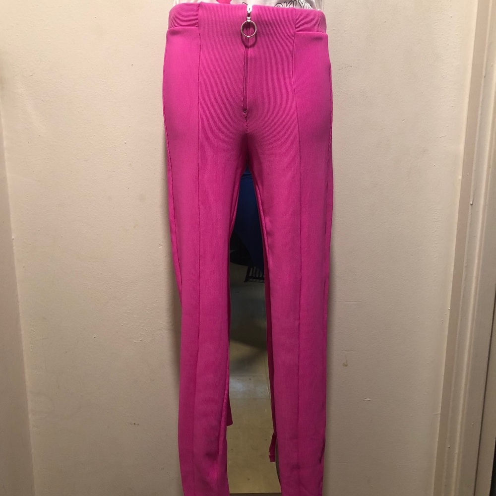 New w/Tags Zara Pink leggings (M)